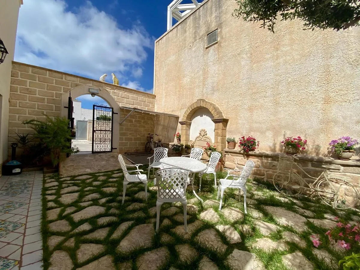 Guest House Al Gattopardo Favignana 3*,  Italie